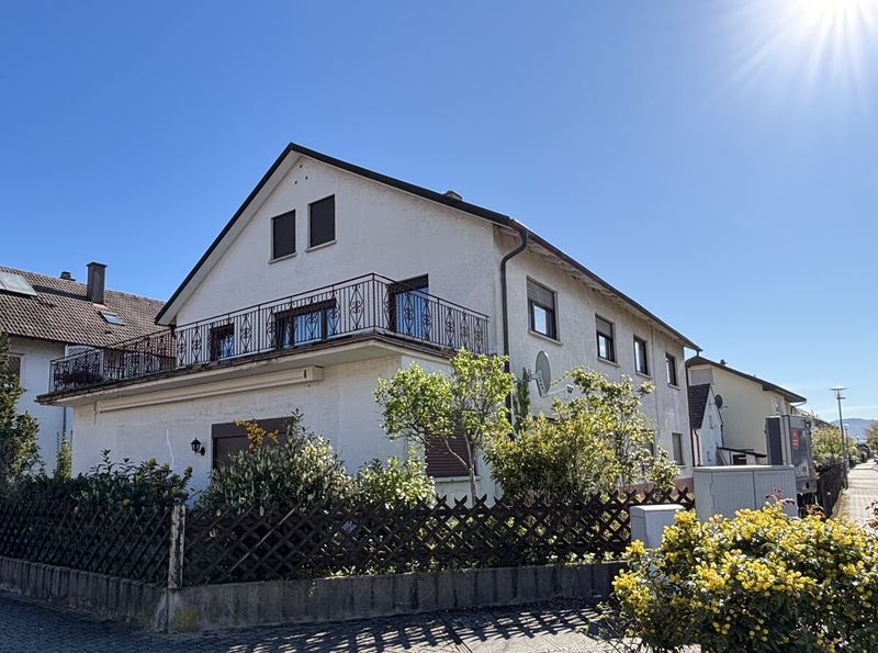 Mehrfamilienhaus mit vielen Gestaltungsmöglichkeiten und Potenzial für mehr in Iffezheim!